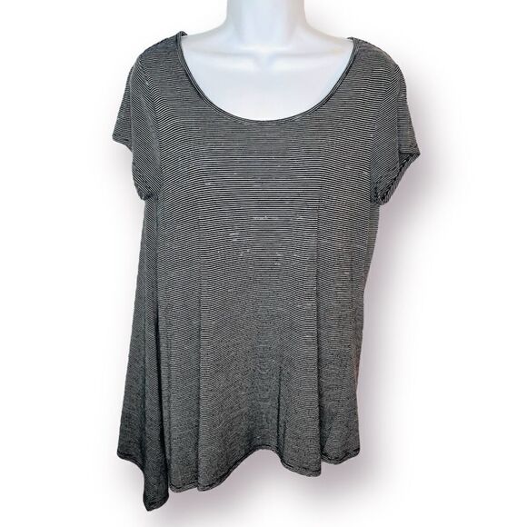 Stylus Comfy Stripe Short Sleeve Asymmetrical Tshirt Black White M - Picture 1 of 8